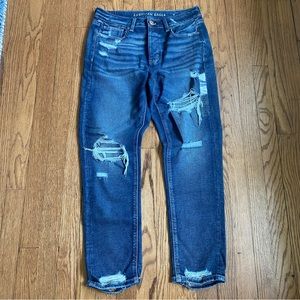 American Eagle Tomgirl Distressed Medium Wash Jeans - 4 Regular NWOT